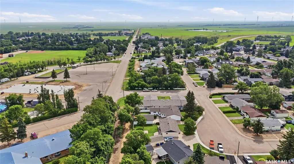 910 1st Street W Assiniboia SK S0H 0B0