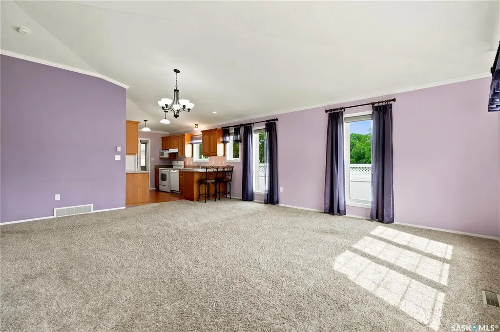 910 1st Street W Assiniboia SK S0H 0B0