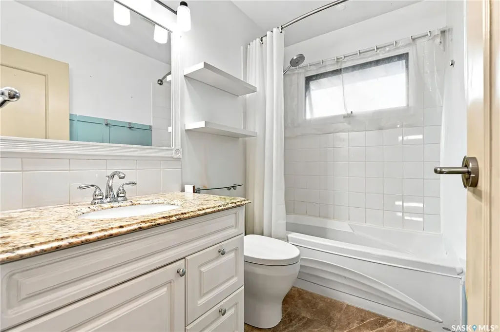 2301 Cairns Avenue Saskatoon SK S7J 1T9