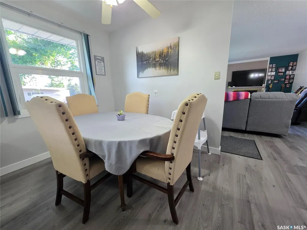 303 13th Avenue NE Swift Current SK S9H 2V9
