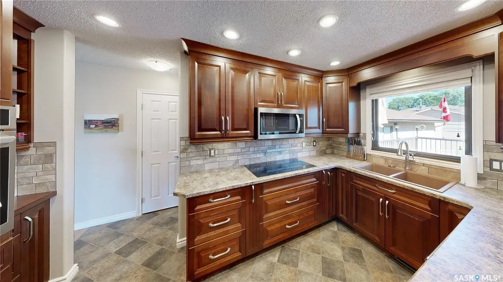 70 Hawkes Avenue Regina SK S4X 1B4