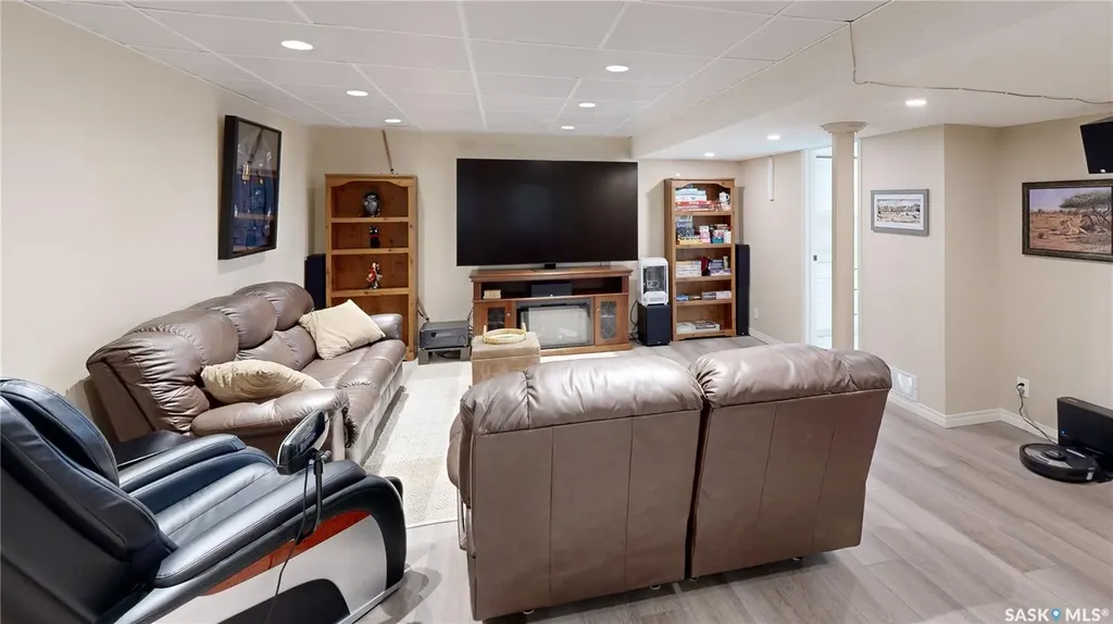 70 Hawkes Avenue Regina SK S4X 1B4