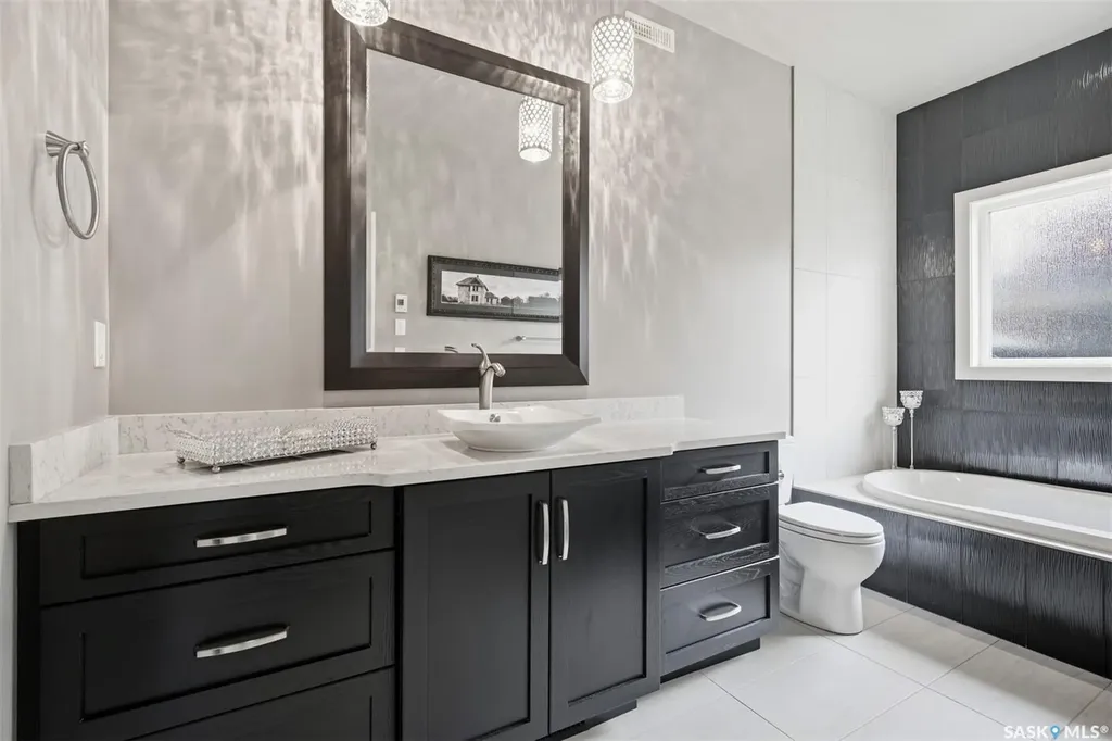 154 Flegel Court Saskatoon SK S7V 0B9