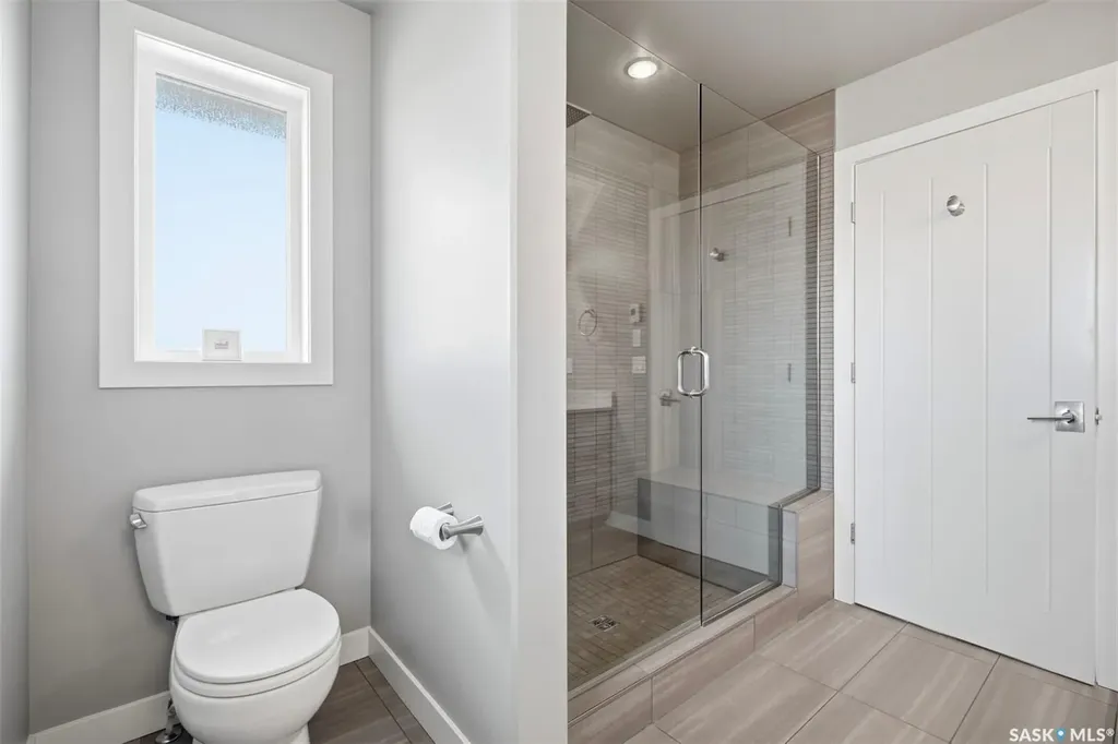 154 Flegel Court Saskatoon SK S7V 0B9