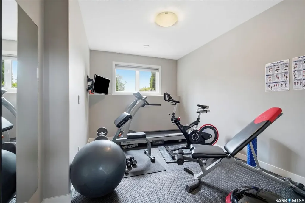 154 Flegel Court Saskatoon SK S7V 0B9