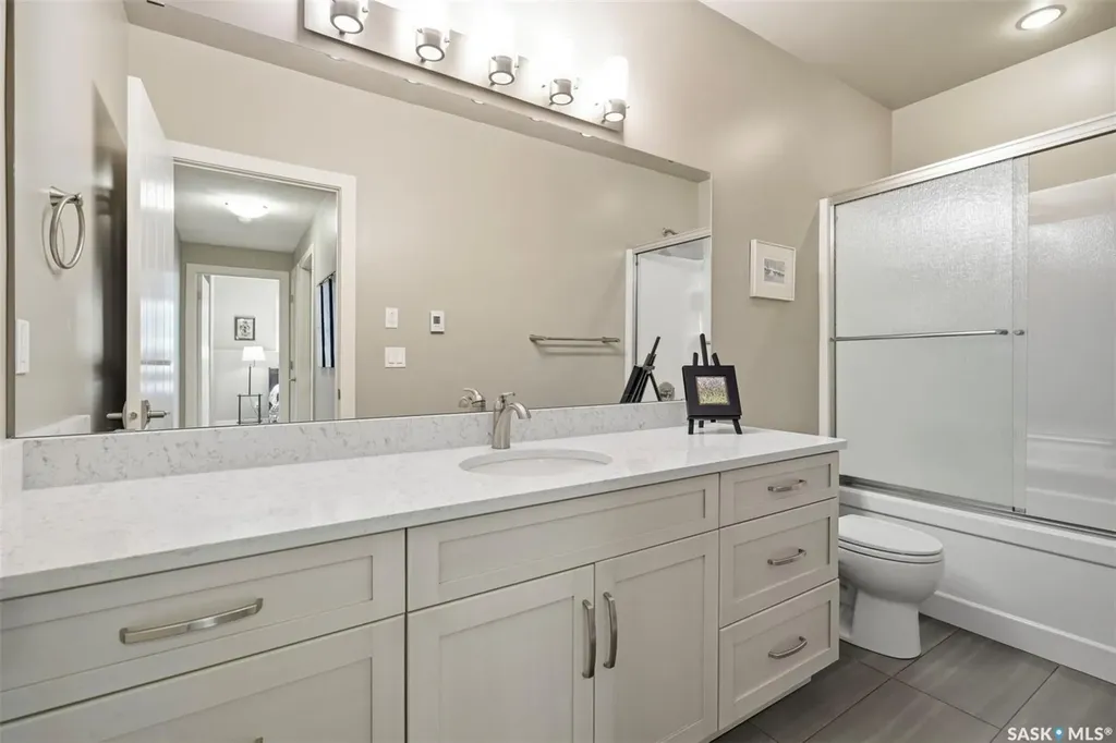 154 Flegel Court Saskatoon SK S7V 0B9