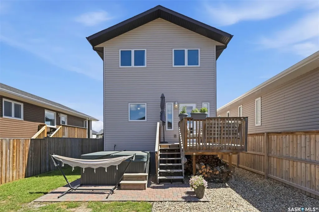 310 Martens Avenue Warman SK S0K 4S3