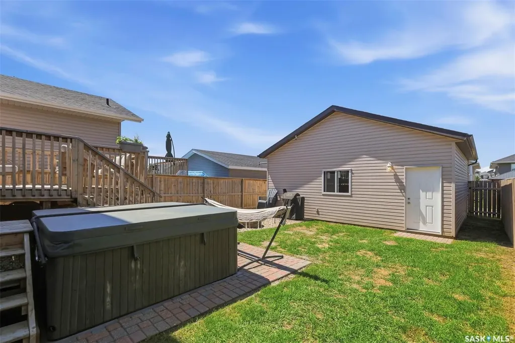 310 Martens Avenue Warman SK S0K 4S3