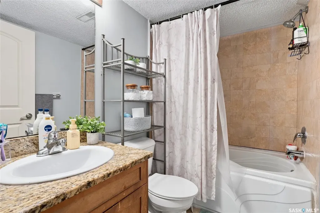 254 Pinehouse Place Saskatoon SK S7K 4X1