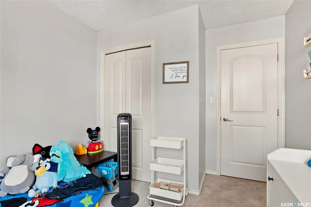 254 Pinehouse Place Saskatoon SK S7K 4X1