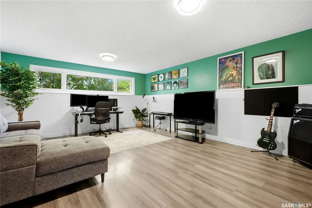 111 Bell Street Regina SK S4S 4C2
