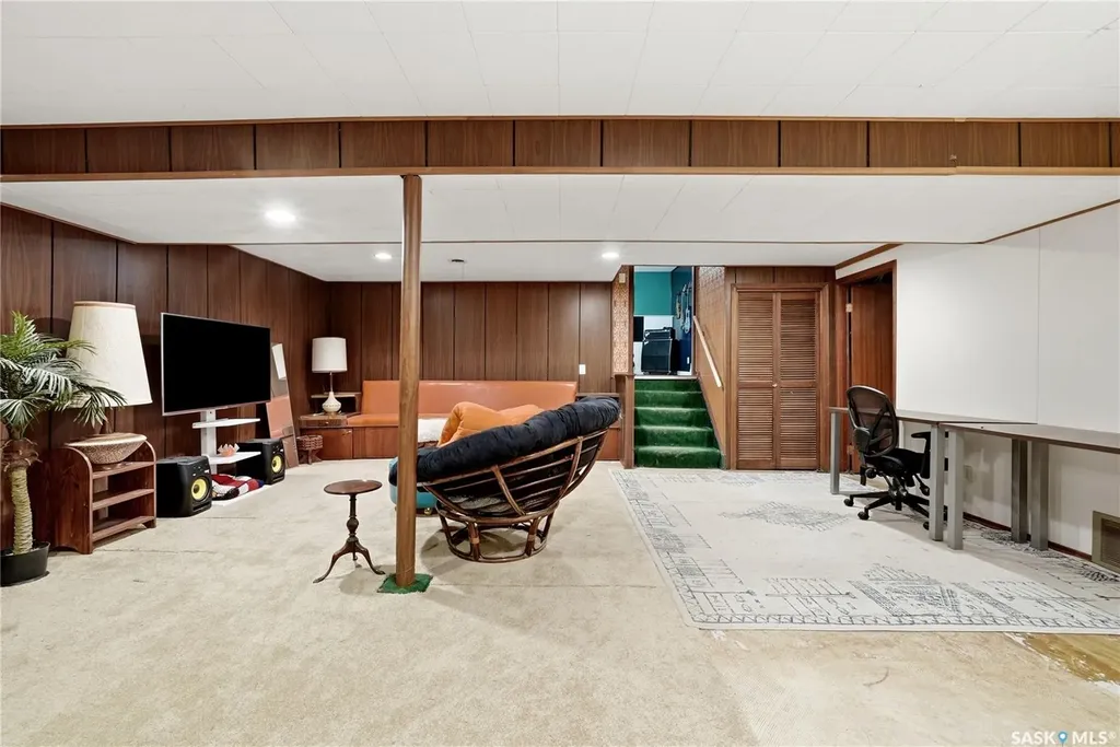 111 Bell Street Regina SK S4S 4C2