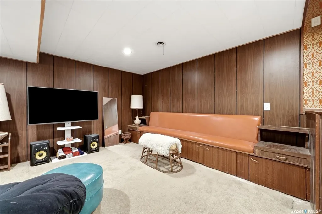111 Bell Street Regina SK S4S 4C2
