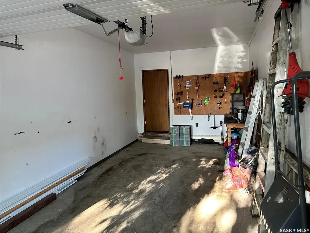 111 Bell Street Regina SK S4S 4C2