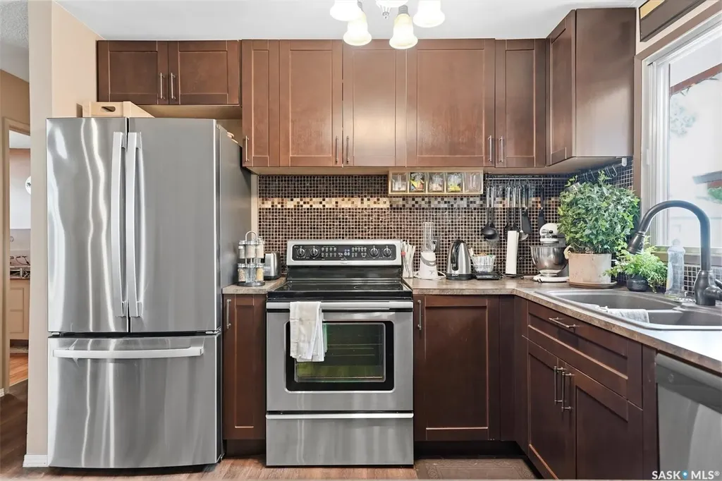 2145 37th Street W Saskatoon SK S7L 4E6