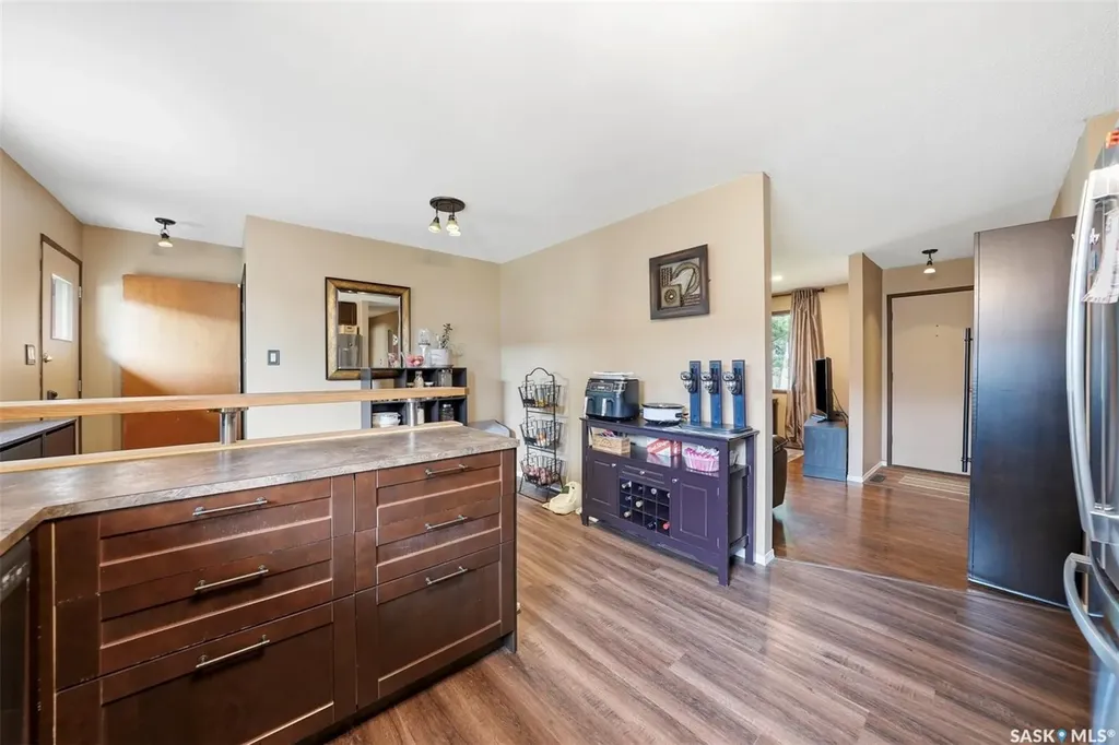 2145 37th Street W Saskatoon SK S7L 4E6