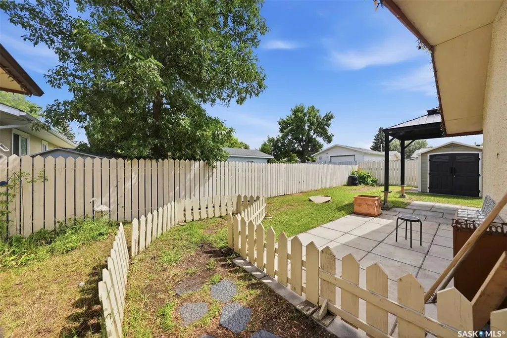 2145 37th Street W Saskatoon SK S7L 4E6