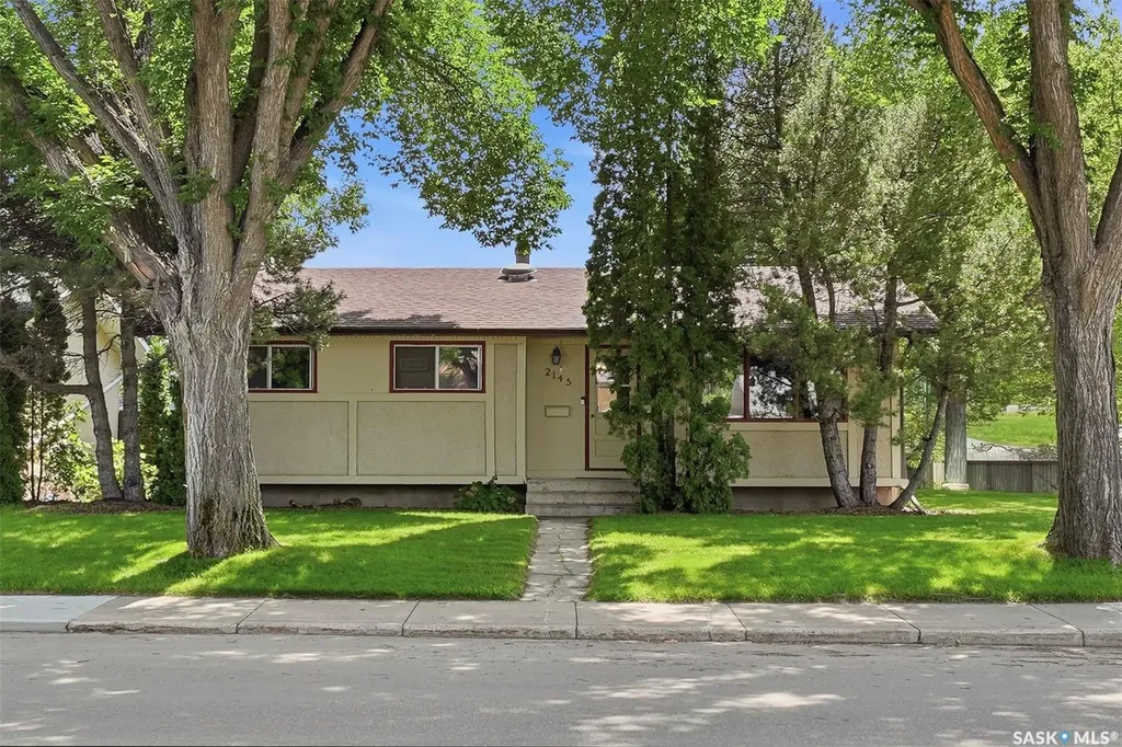 2145 37th Street W Saskatoon SK S7L 4E6