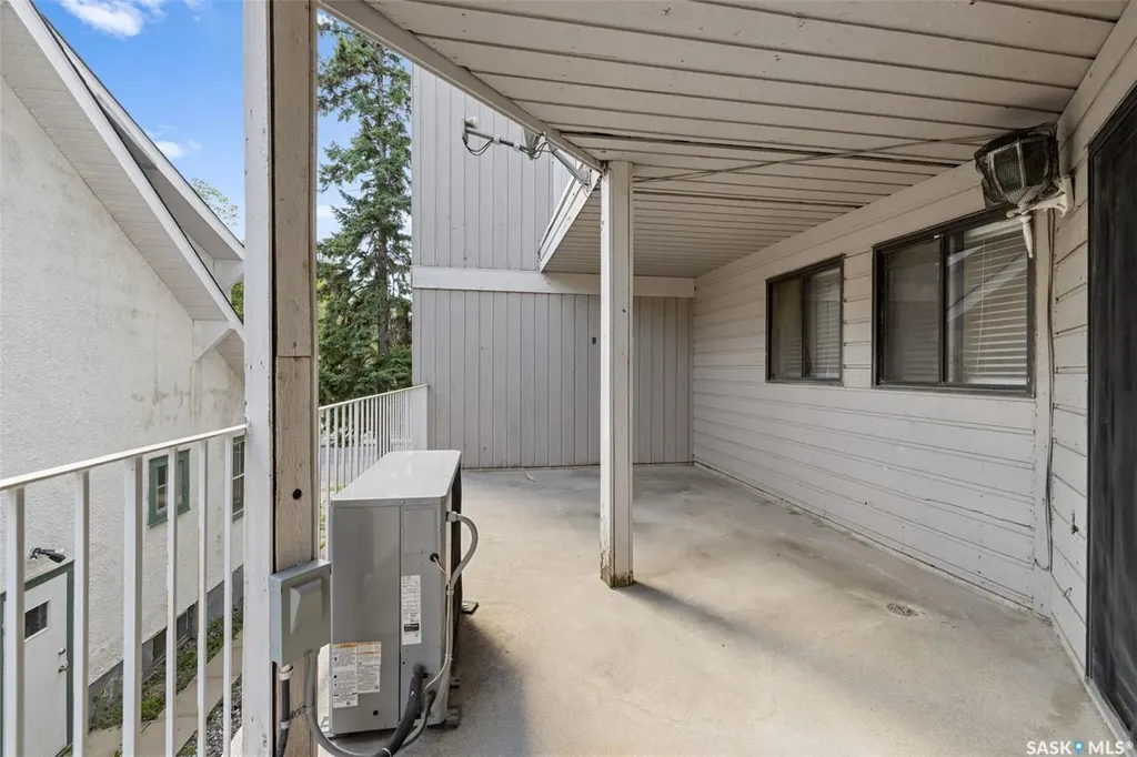 2315 Mcintyre Street Regina SK S4P 3Y8