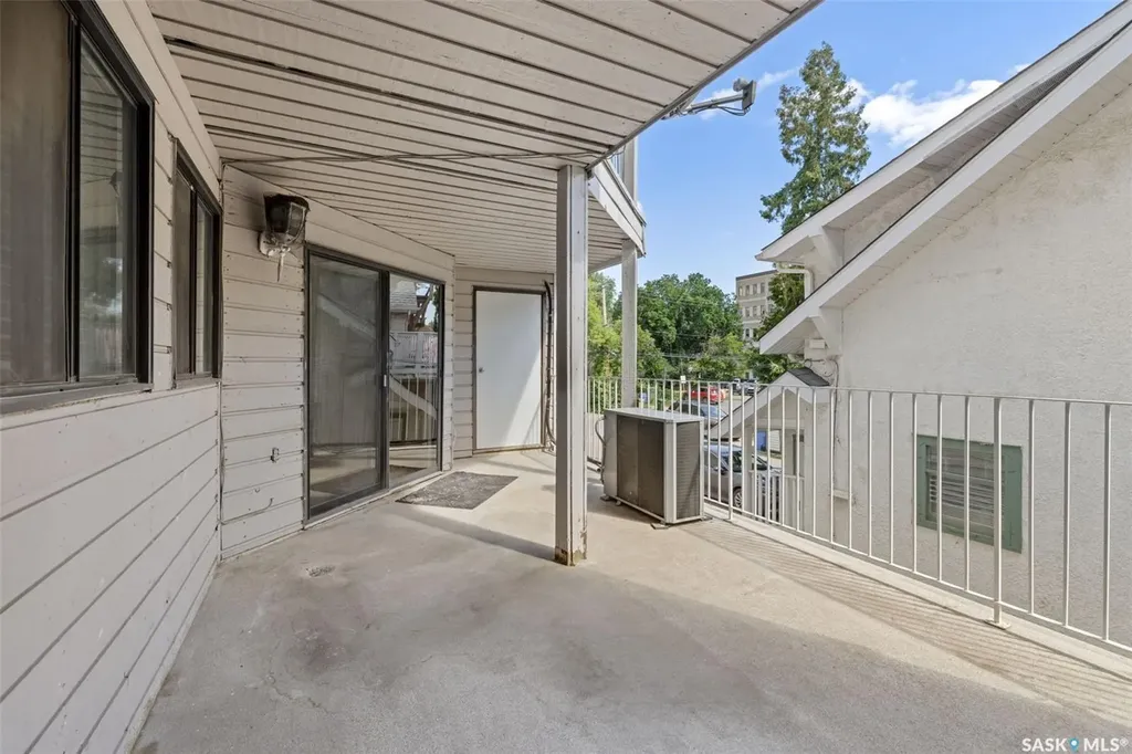 2315 Mcintyre Street Regina SK S4P 3Y8
