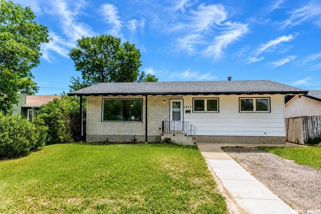 1415 Caribou Street W Moose Jaw SK S6H 7M4
