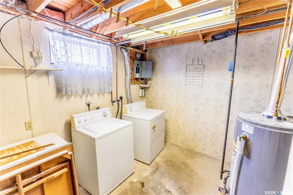 1415 Caribou Street W Moose Jaw SK S6H 7M4