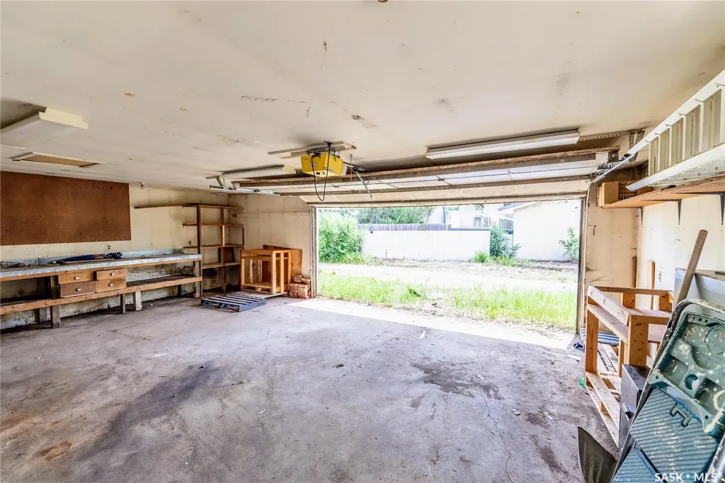 1415 Caribou Street W Moose Jaw SK S6H 7M4