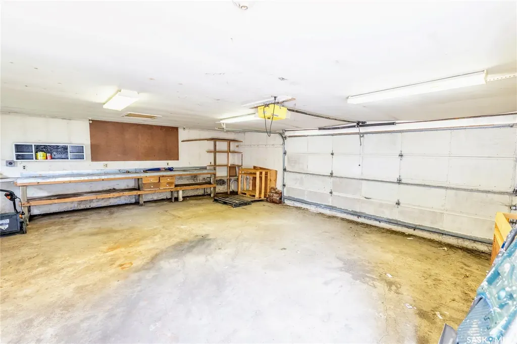 1415 Caribou Street W Moose Jaw SK S6H 7M4