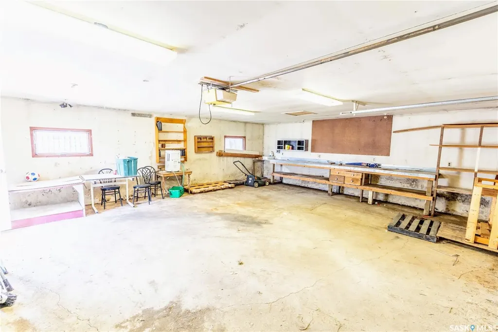 1415 Caribou Street W Moose Jaw SK S6H 7M4