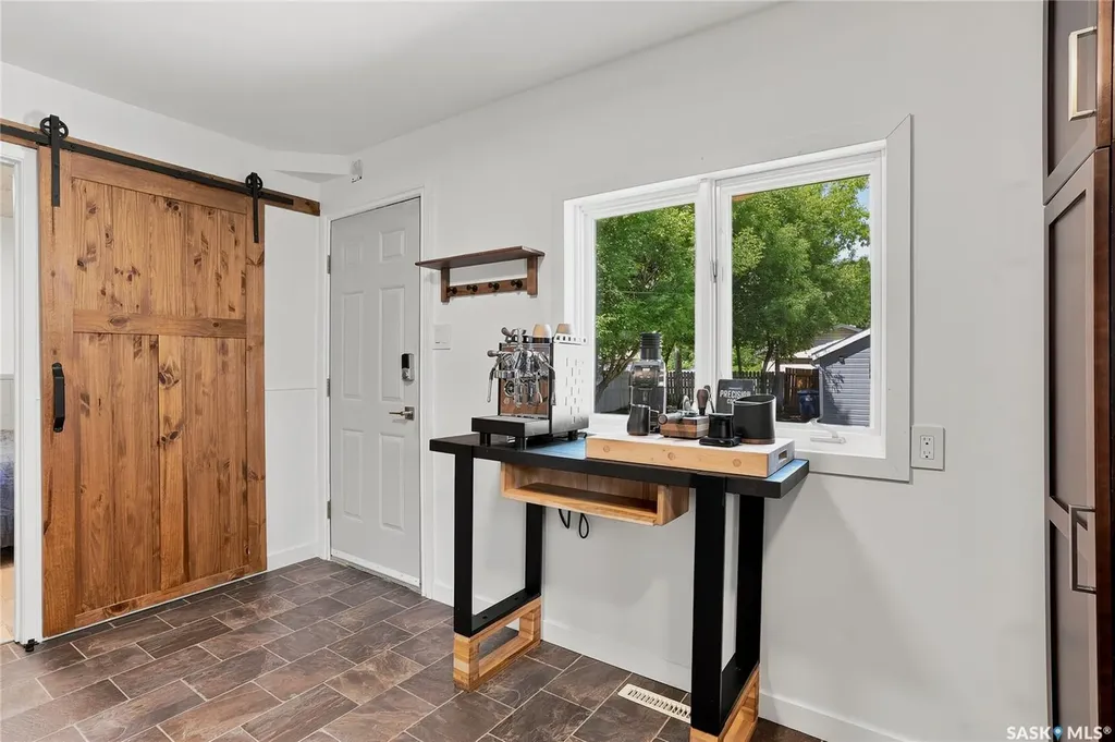 837 5th Street E Saskatoon SK S7H 1G8