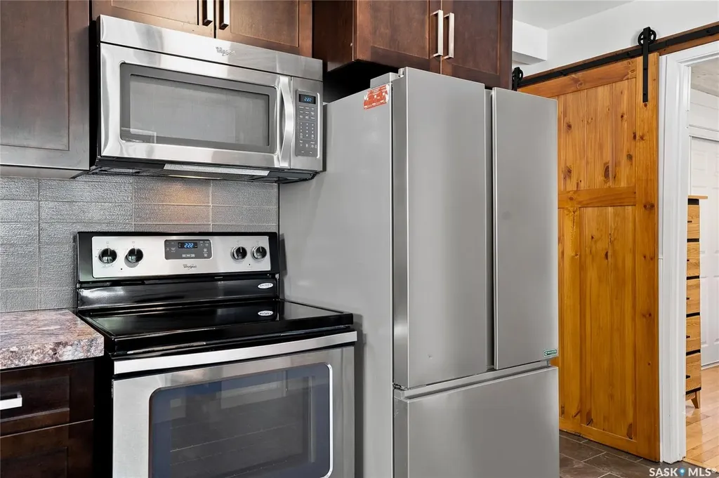 837 5th Street E Saskatoon SK S7H 1G8