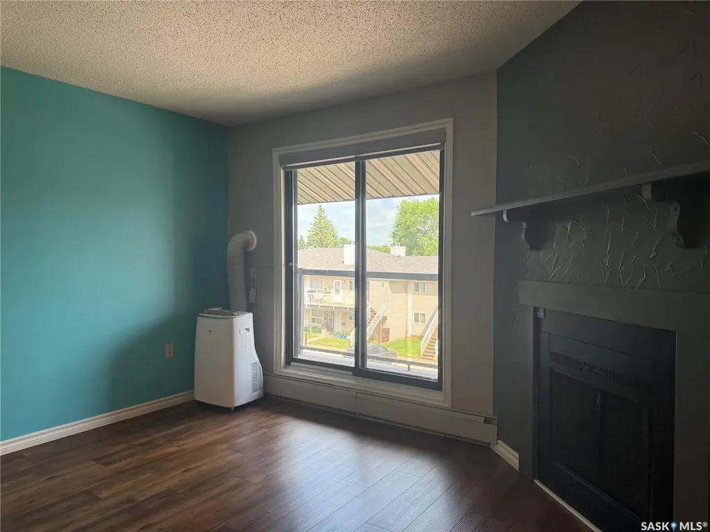 59 Wood Lily Drive Moose Jaw SK S6J 1H1