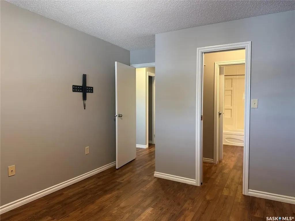 59 Wood Lily Drive Moose Jaw SK S6J 1H1