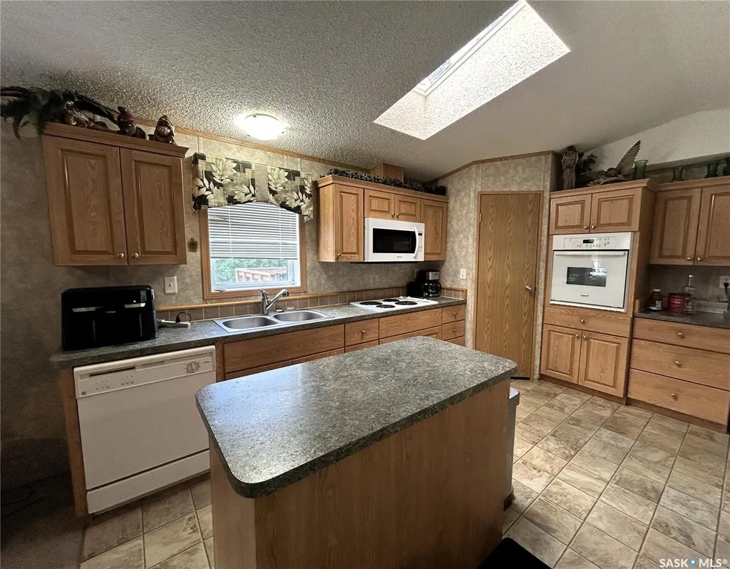 619 1st Avenue E Choiceland SK S0J 0M0