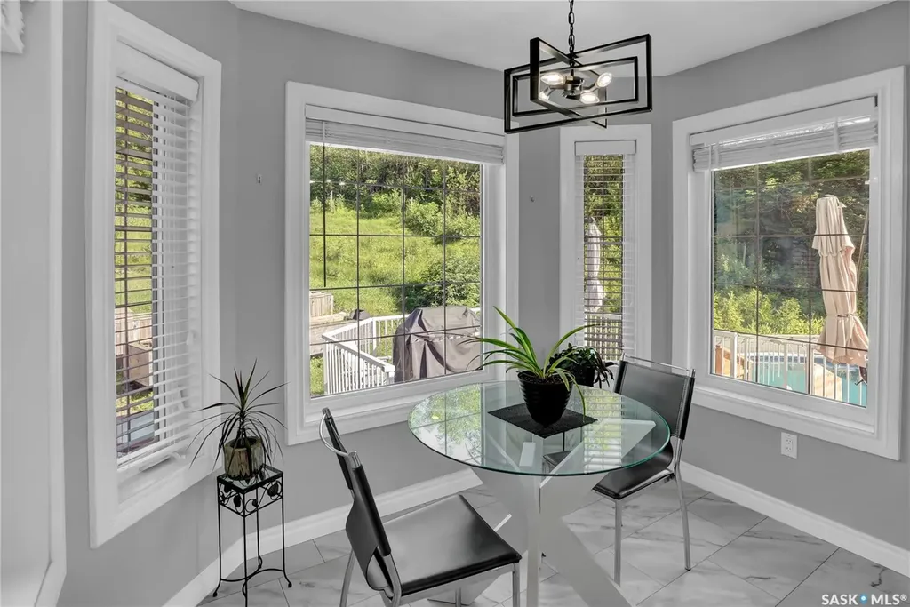 28 Alice Crescent North Grove SK S0H 4C0