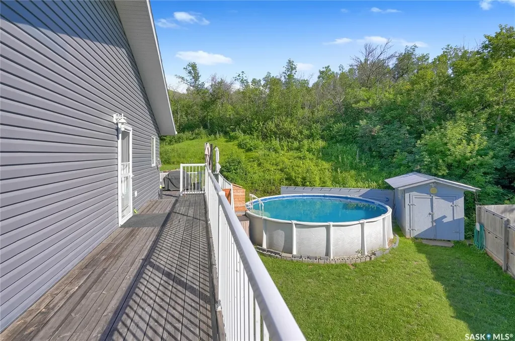 28 Alice Crescent North Grove SK S0H 4C0