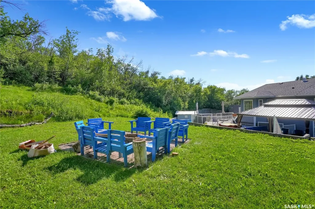 28 Alice Crescent North Grove SK S0H 4C0