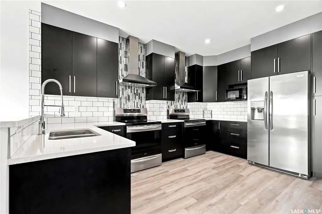 619 Kenaschuk Crescent Saskatoon SK S7W 0Y4