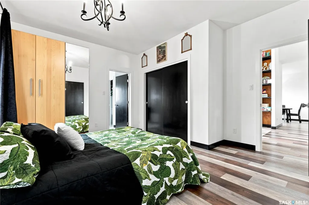 619 Kenaschuk Crescent Saskatoon SK S7W 0Y4