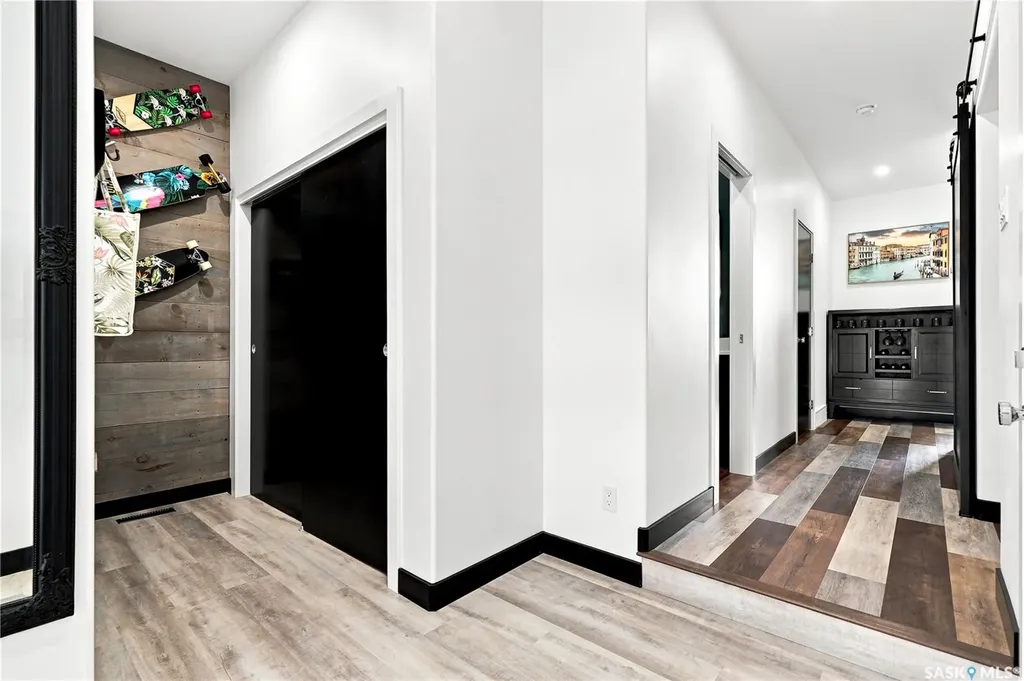 619 Kenaschuk Crescent Saskatoon SK S7W 0Y4