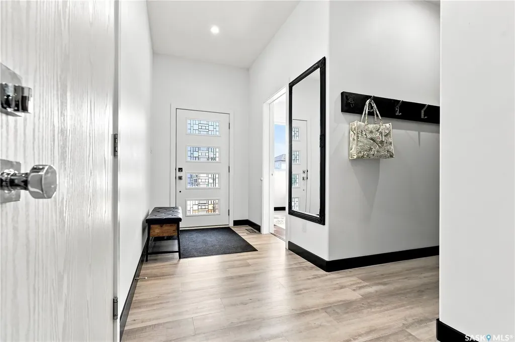 619 Kenaschuk Crescent Saskatoon SK S7W 0Y4