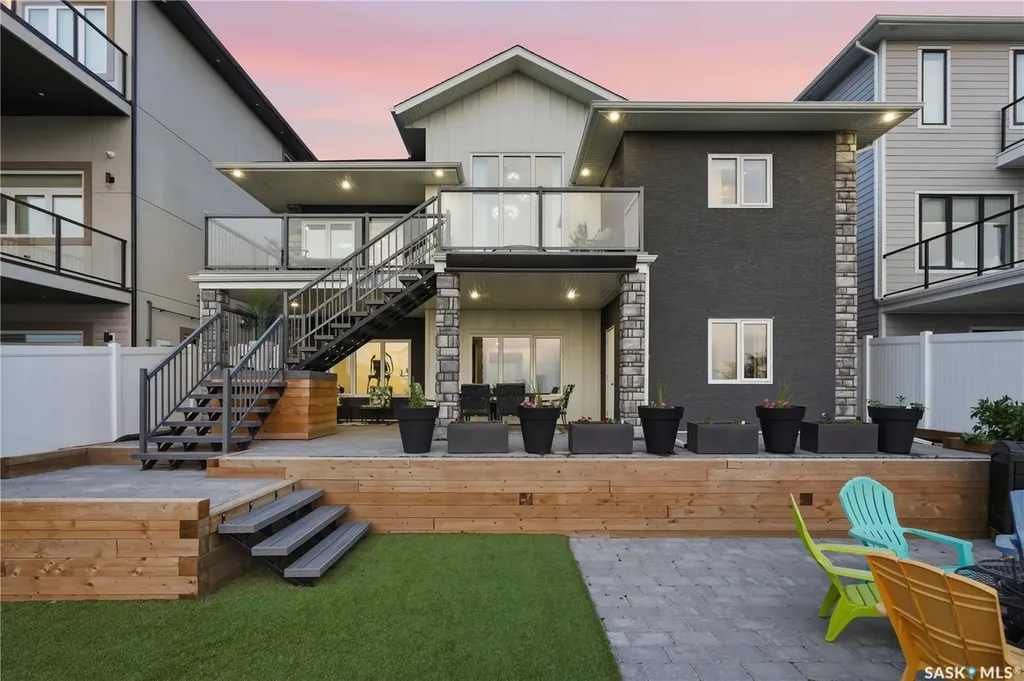 619 Kenaschuk Crescent Saskatoon SK S7W 0Y4