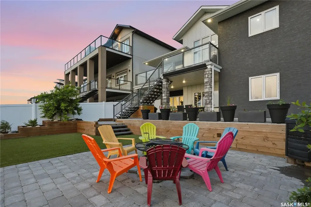 619 Kenaschuk Crescent Saskatoon SK S7W 0Y4