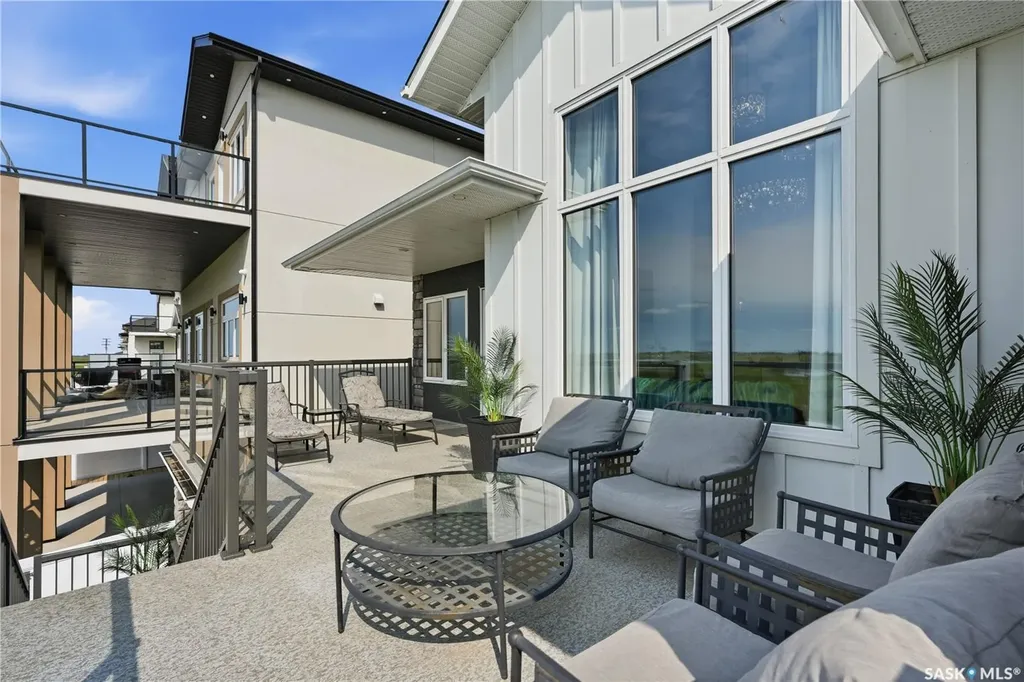 619 Kenaschuk Crescent Saskatoon SK S7W 0Y4