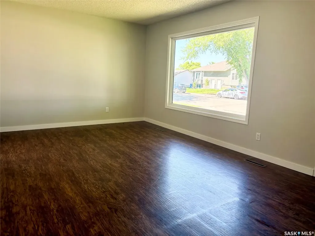 313 Myrtle Avenue N Yorkton SK S3N 1R7