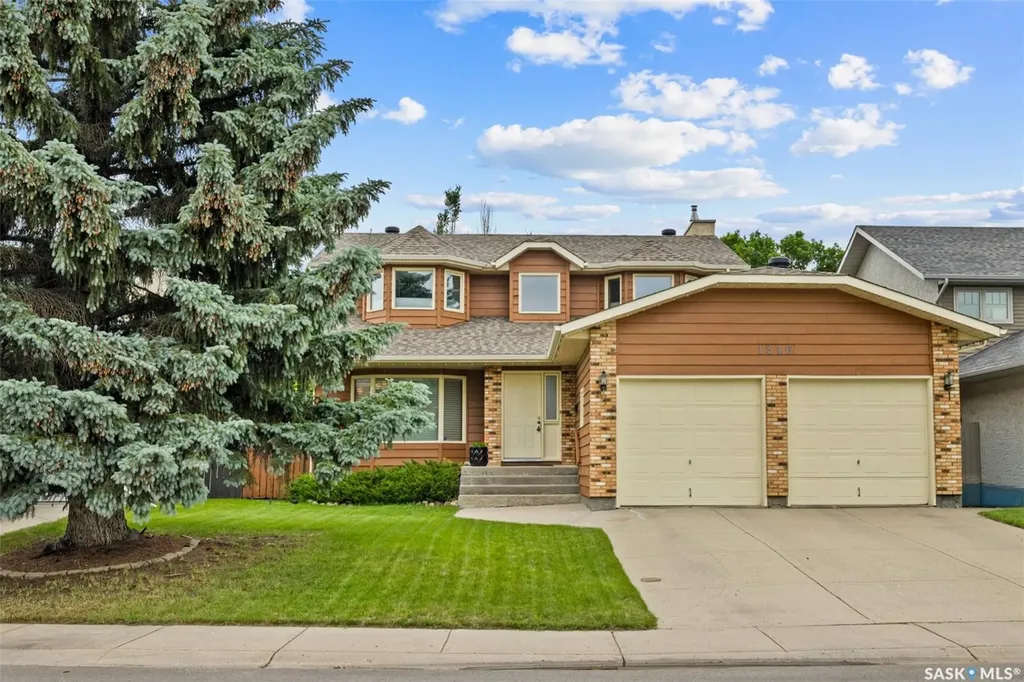1346 Wascana Highlands Regina SK S4V 2J9