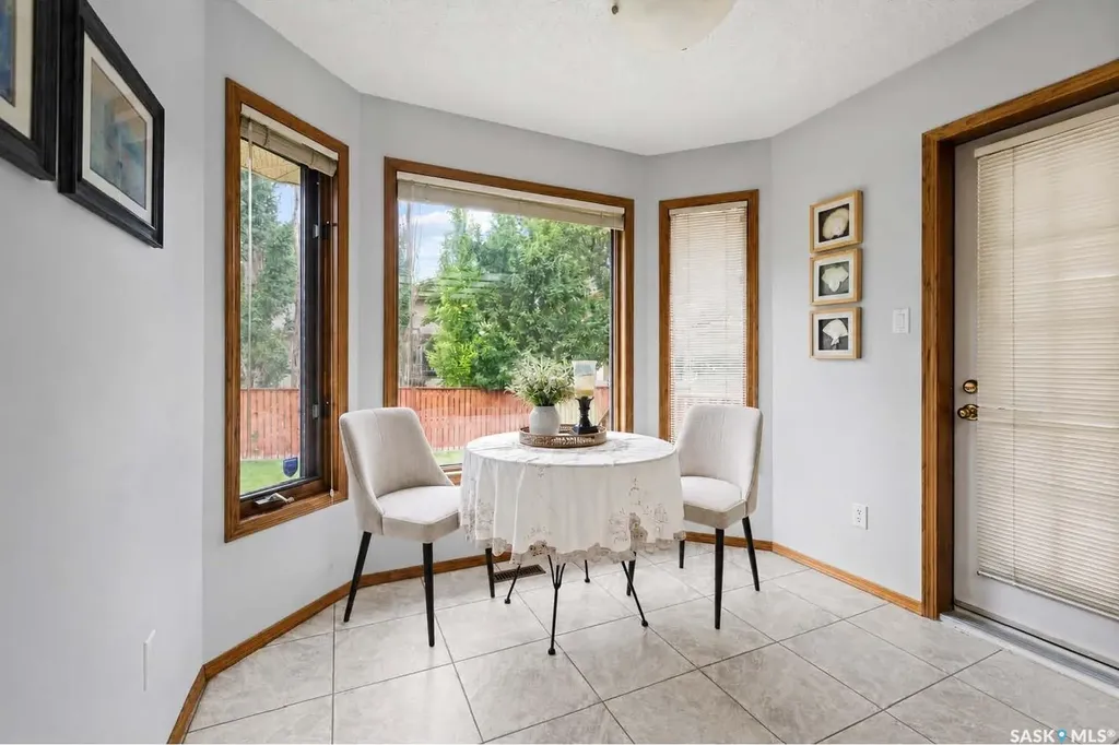 1346 Wascana Highlands Regina SK S4V 2J9