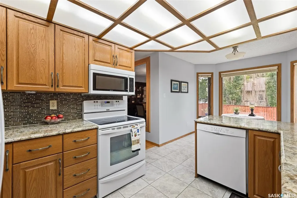 1346 Wascana Highlands Regina SK S4V 2J9