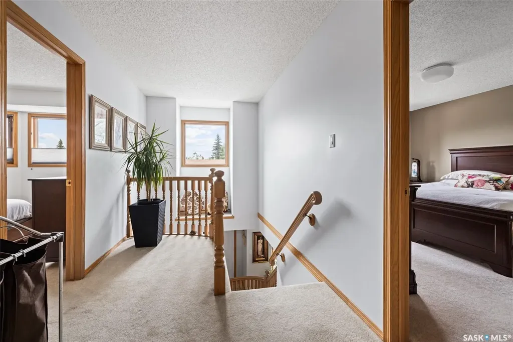 1346 Wascana Highlands Regina SK S4V 2J9
