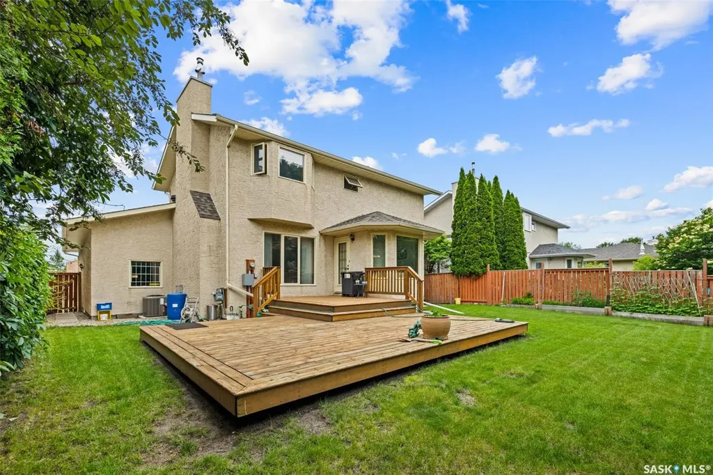 1346 Wascana Highlands Regina SK S4V 2J9